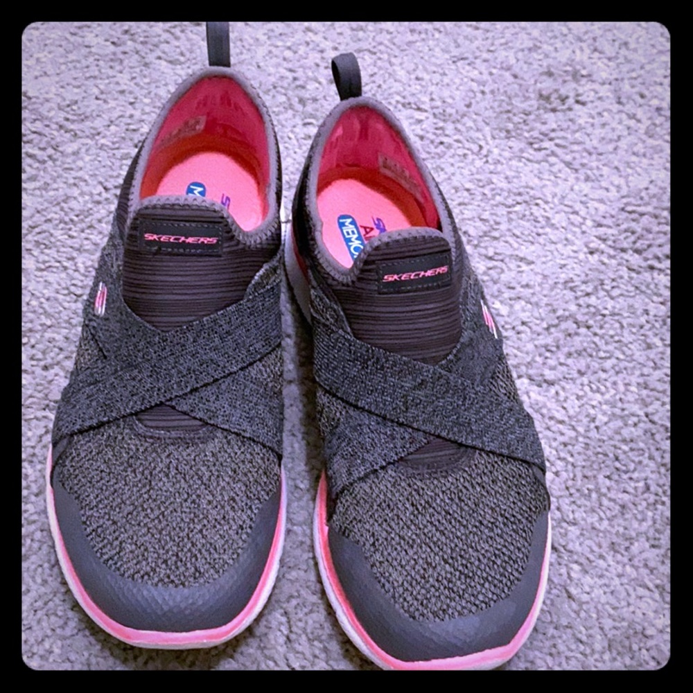 Skechers slides
